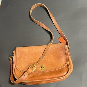 Vintage Coach City Bag 0137-008